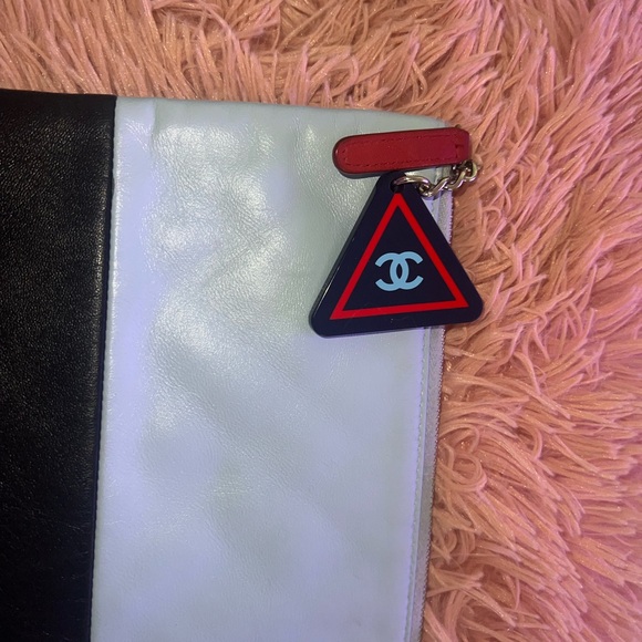 PRELOVED CHANEL AIRLINE O’CASE! Very good condition - Picture 4 of 8